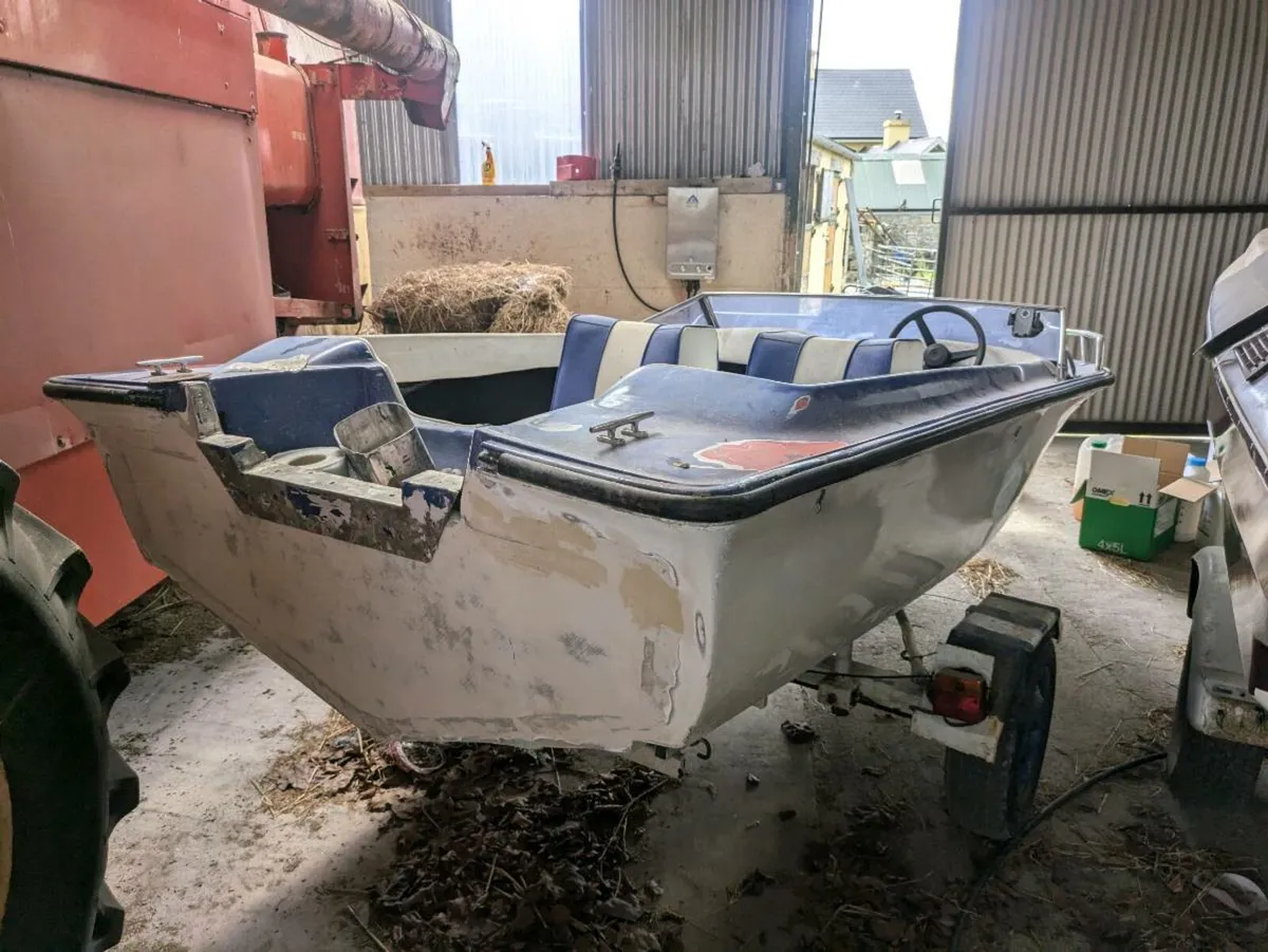 13ft Speed Boat with Trailer and 40hp Mariner - Image 2