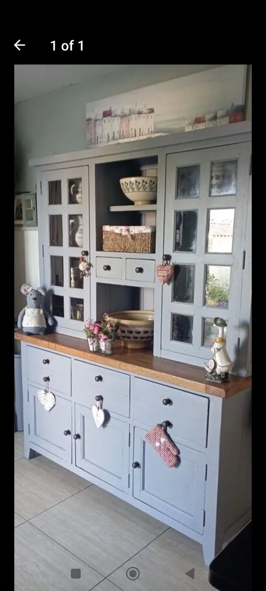 Solid kitchen dresser delivery arranged - Image 1