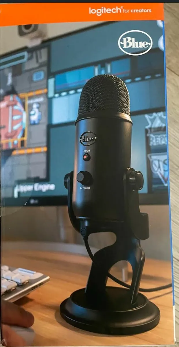 Logitech Blue Yeti USB Microphone