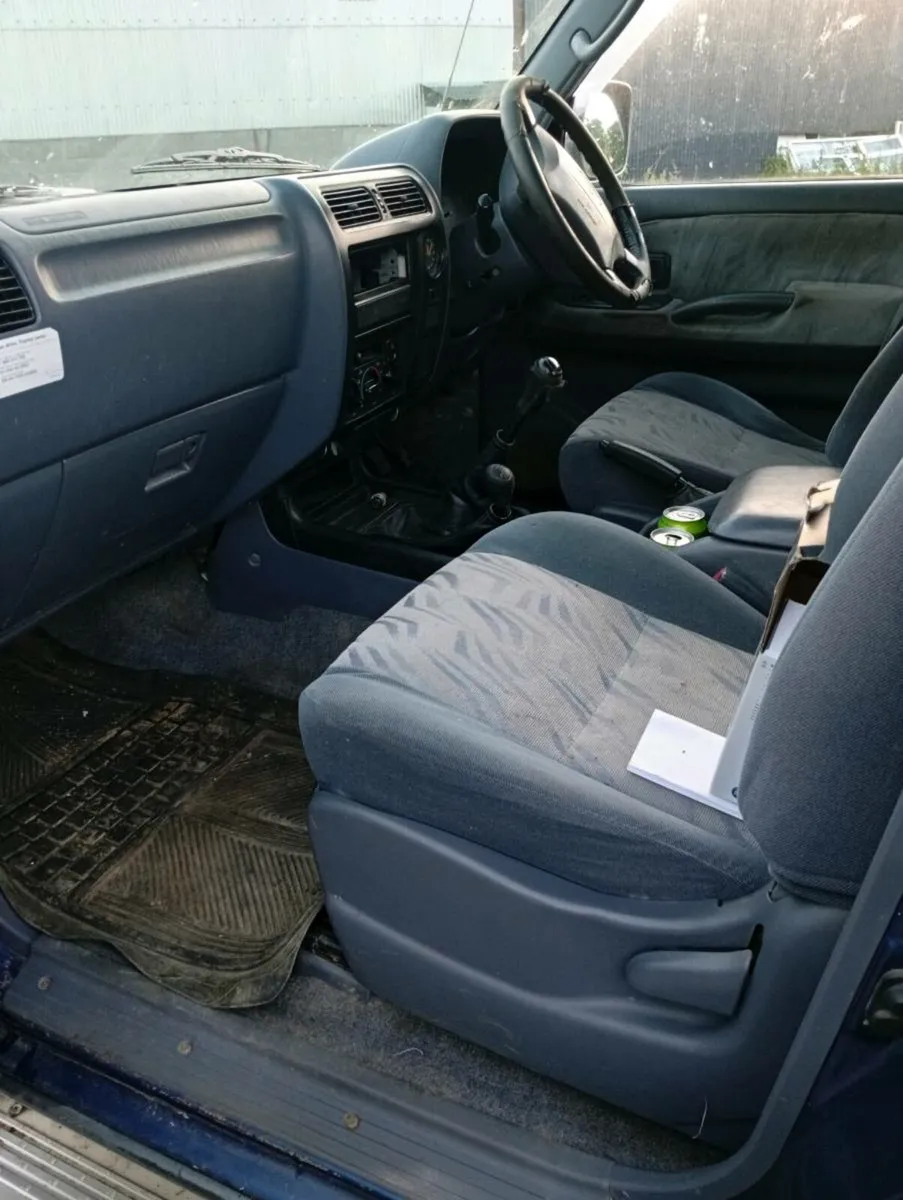 Toyota landcruiser - Image 4