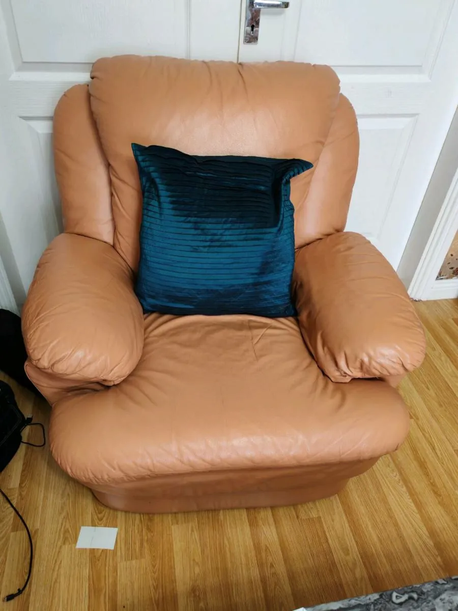 Sofa 1+1 - Image 1