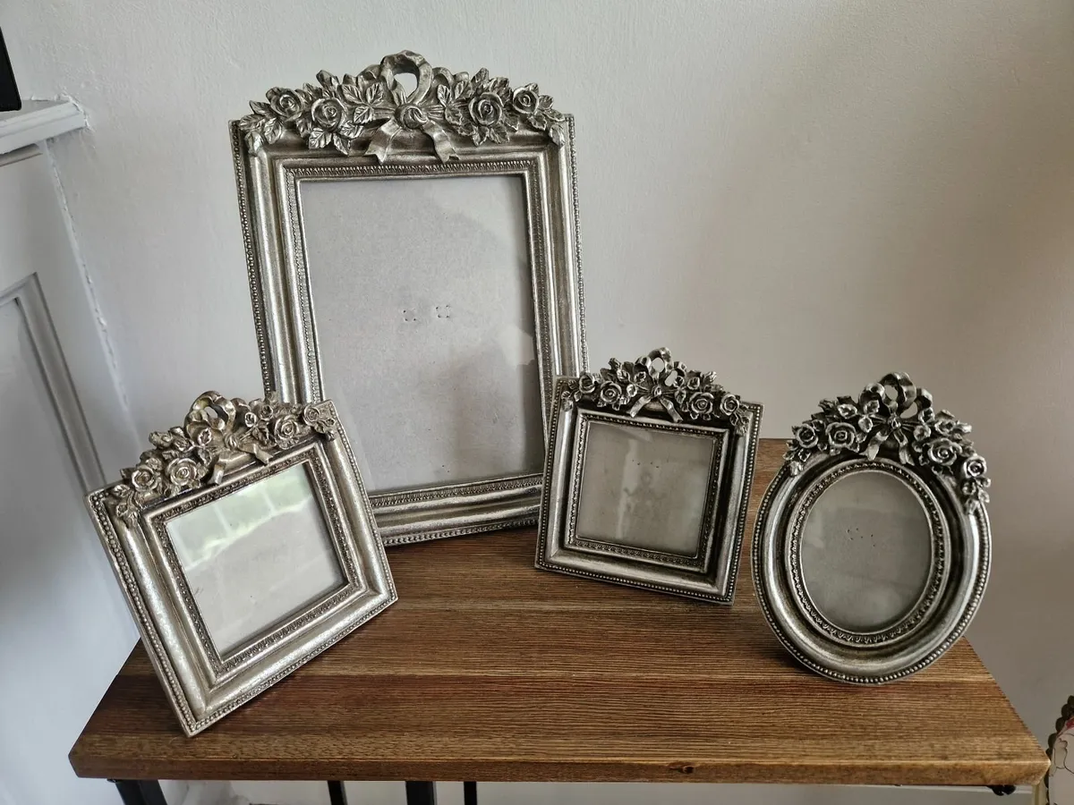 Photo frames - Image 2