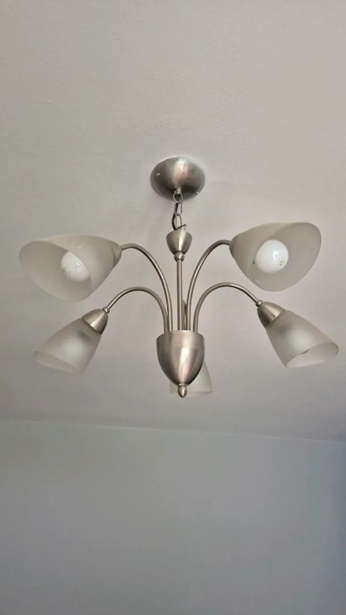 Centre Piece and Free Standing lights - Image 1