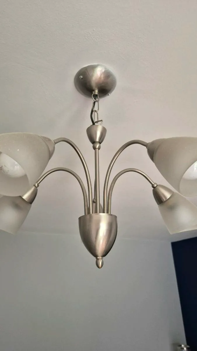 Centre Piece and Free Standing lights - Image 2