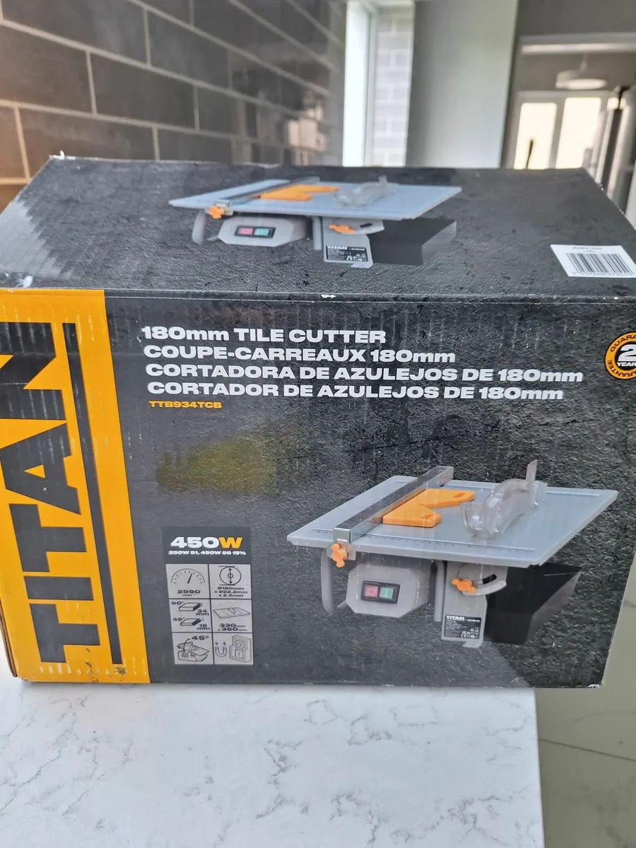Tile cutter for sale - Image 1