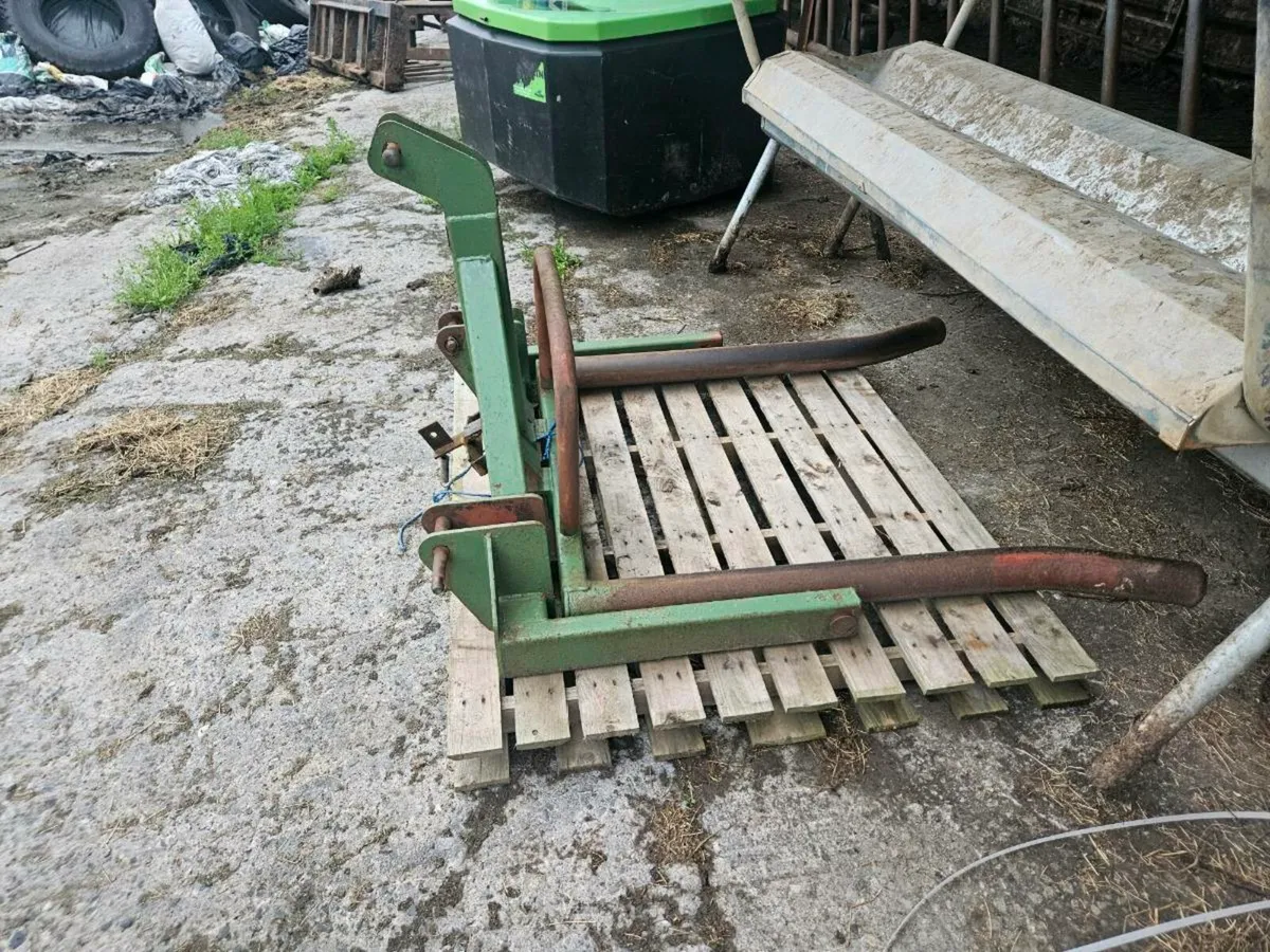 Bale lifter  nugent - Image 1