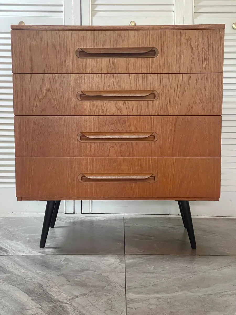 Mid century chest - Image 2