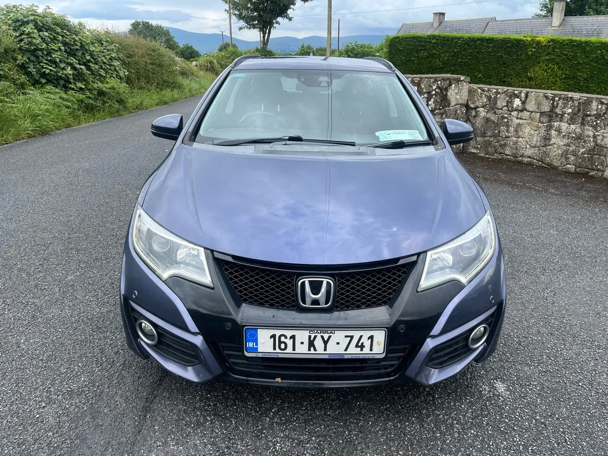 2016 honda civic estate - Image 2