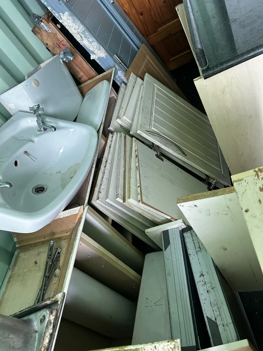Kitchen units - Image 4