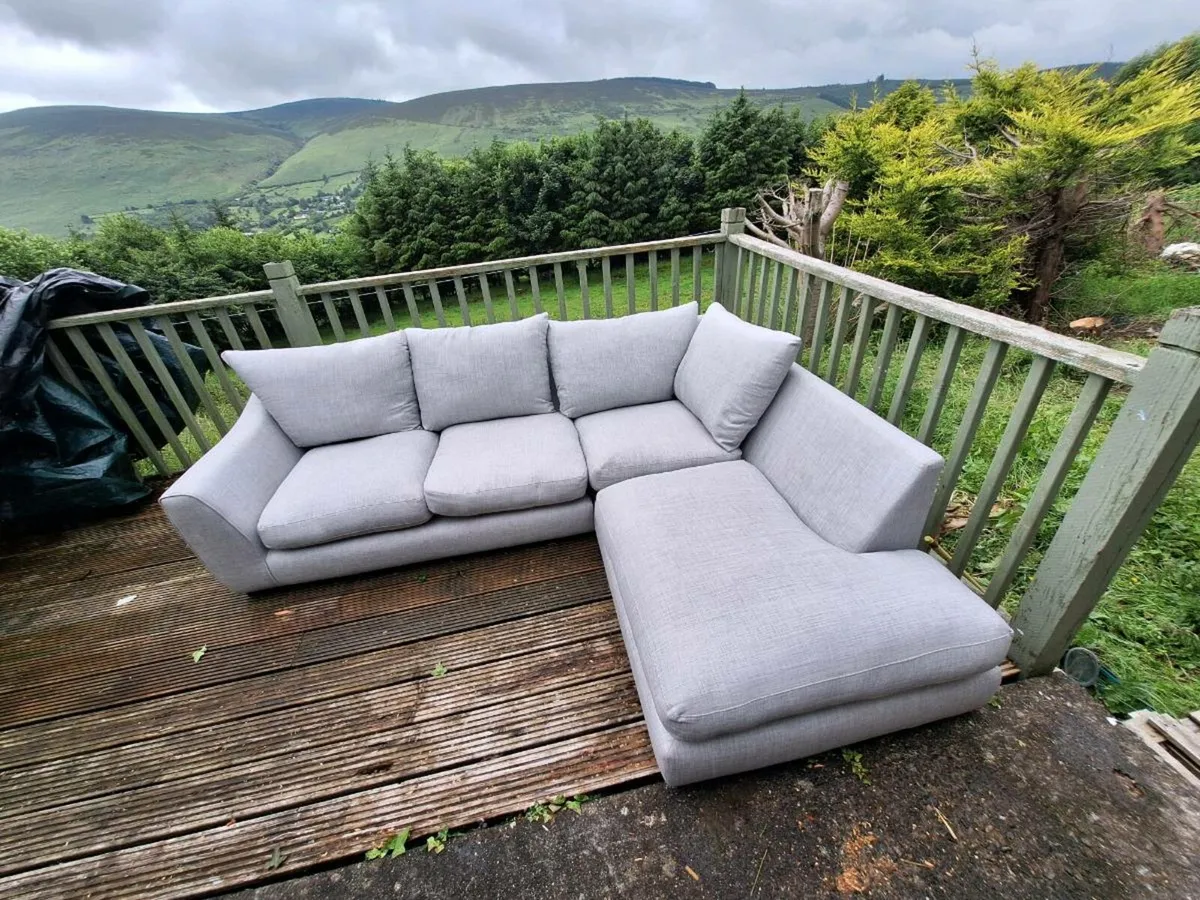 Corner sofa (DELIVERY) - Image 1