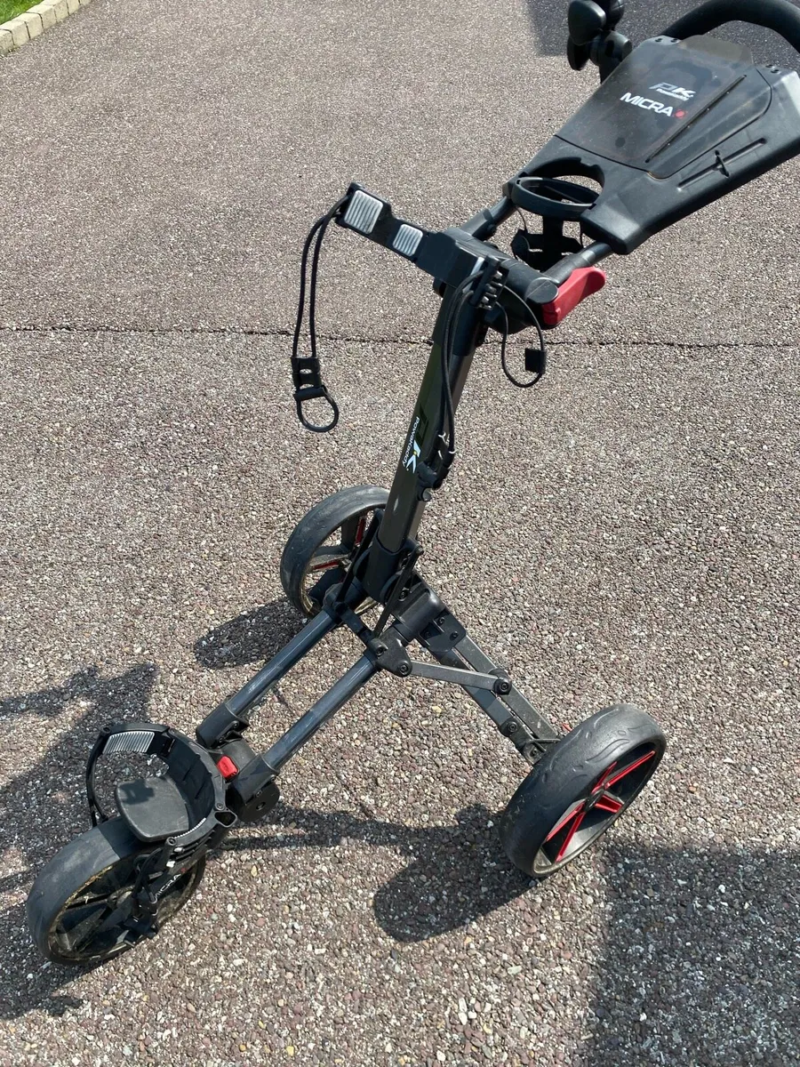 Golf trolley and taylormade bag - Image 3
