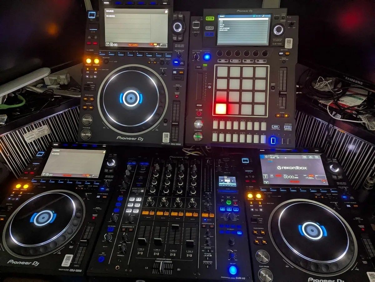 Pioneer CDJ 3000, Pioneer DJM A9, Pioneer DJS 1000 - Image 1
