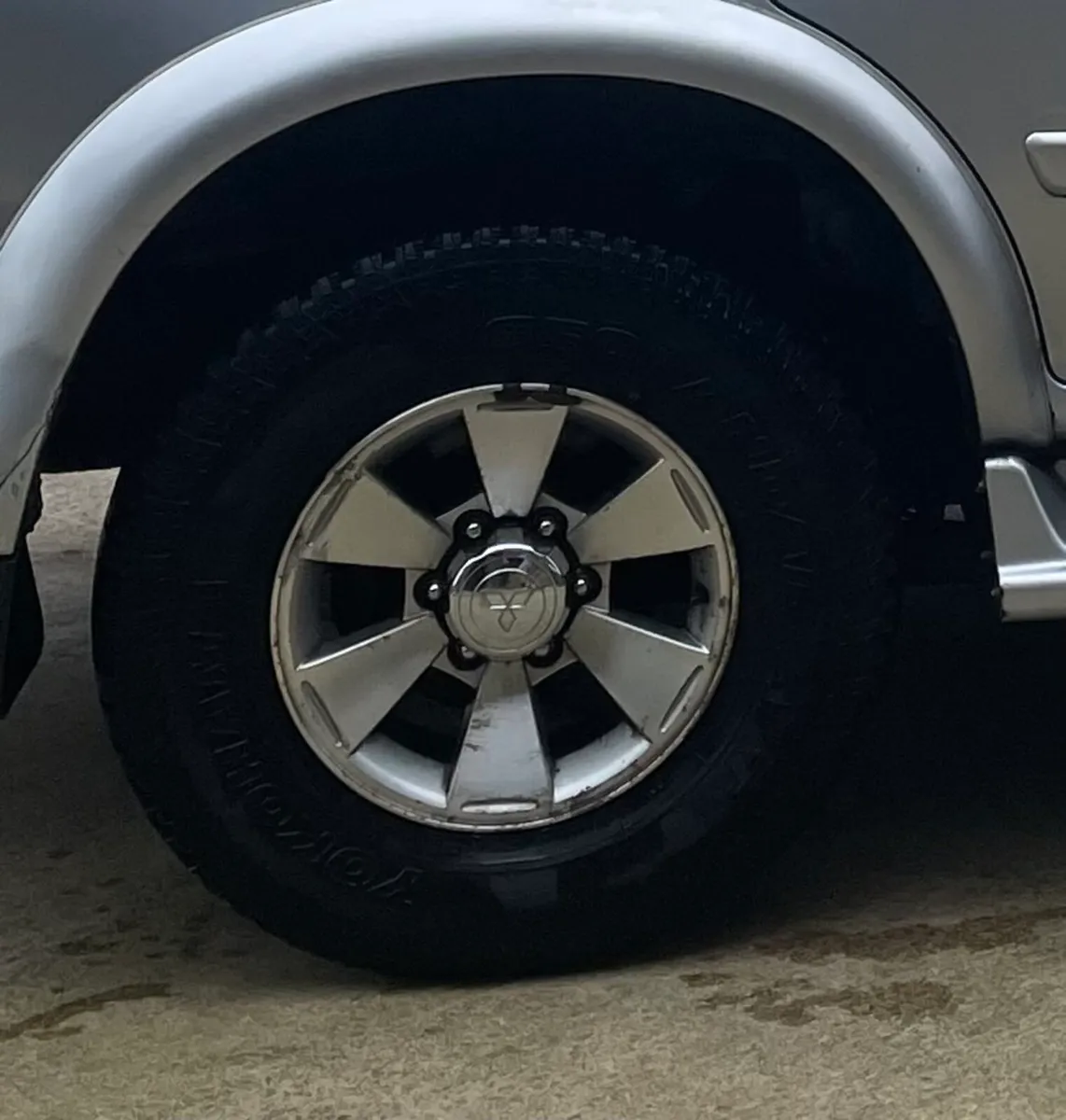 Mitsubishi Shogun Sport/L200 - Image 3
