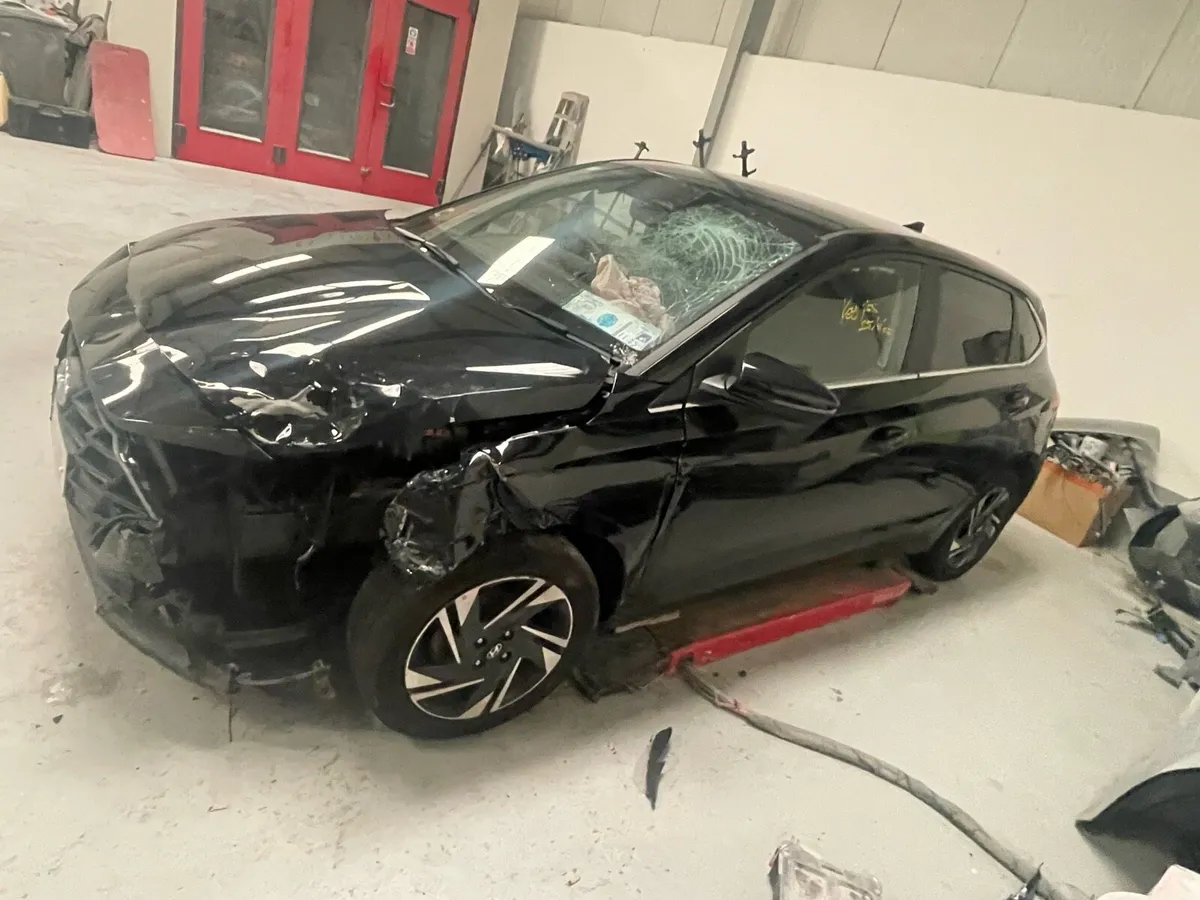 2023 Hyundai I20.  No chassis or steering damage - Image 1