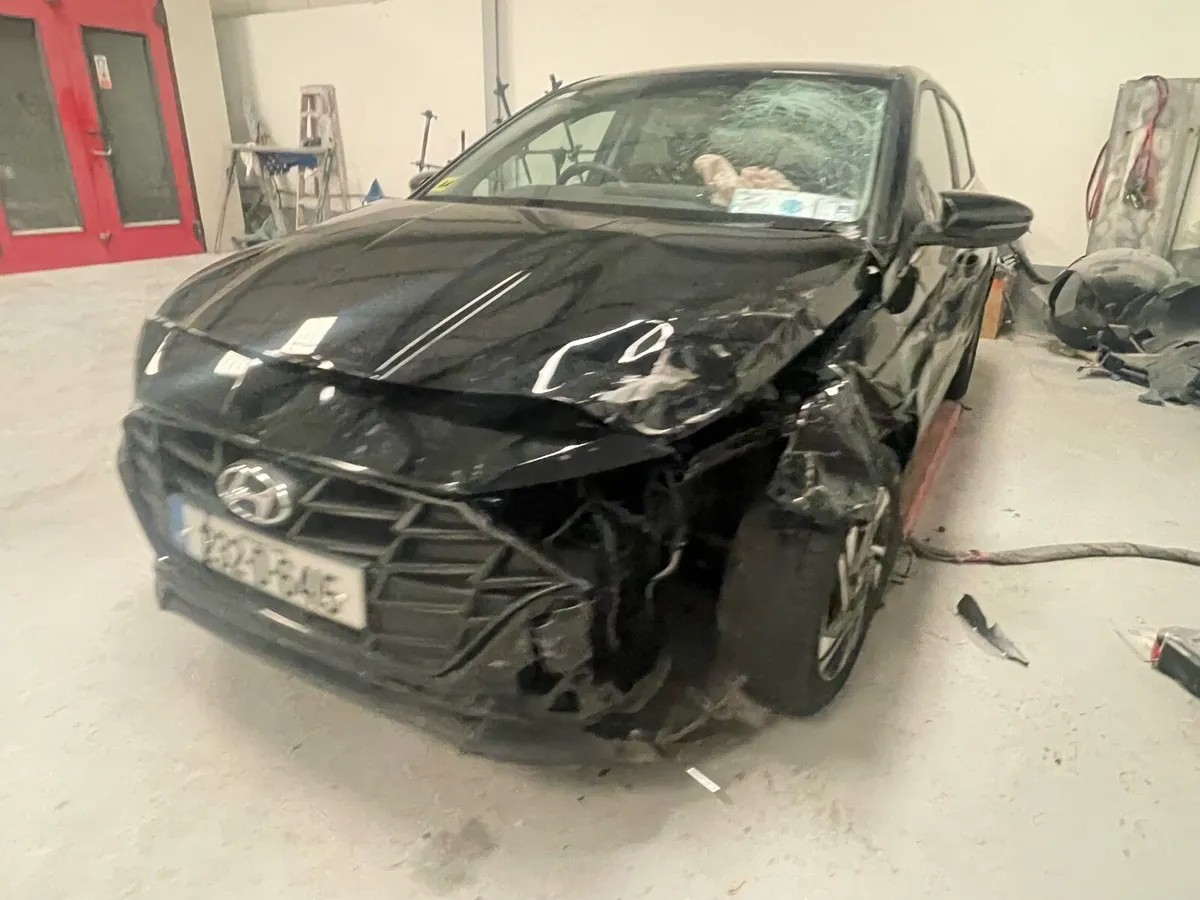 2023 Hyundai I20.  No chassis or steering damage - Image 2