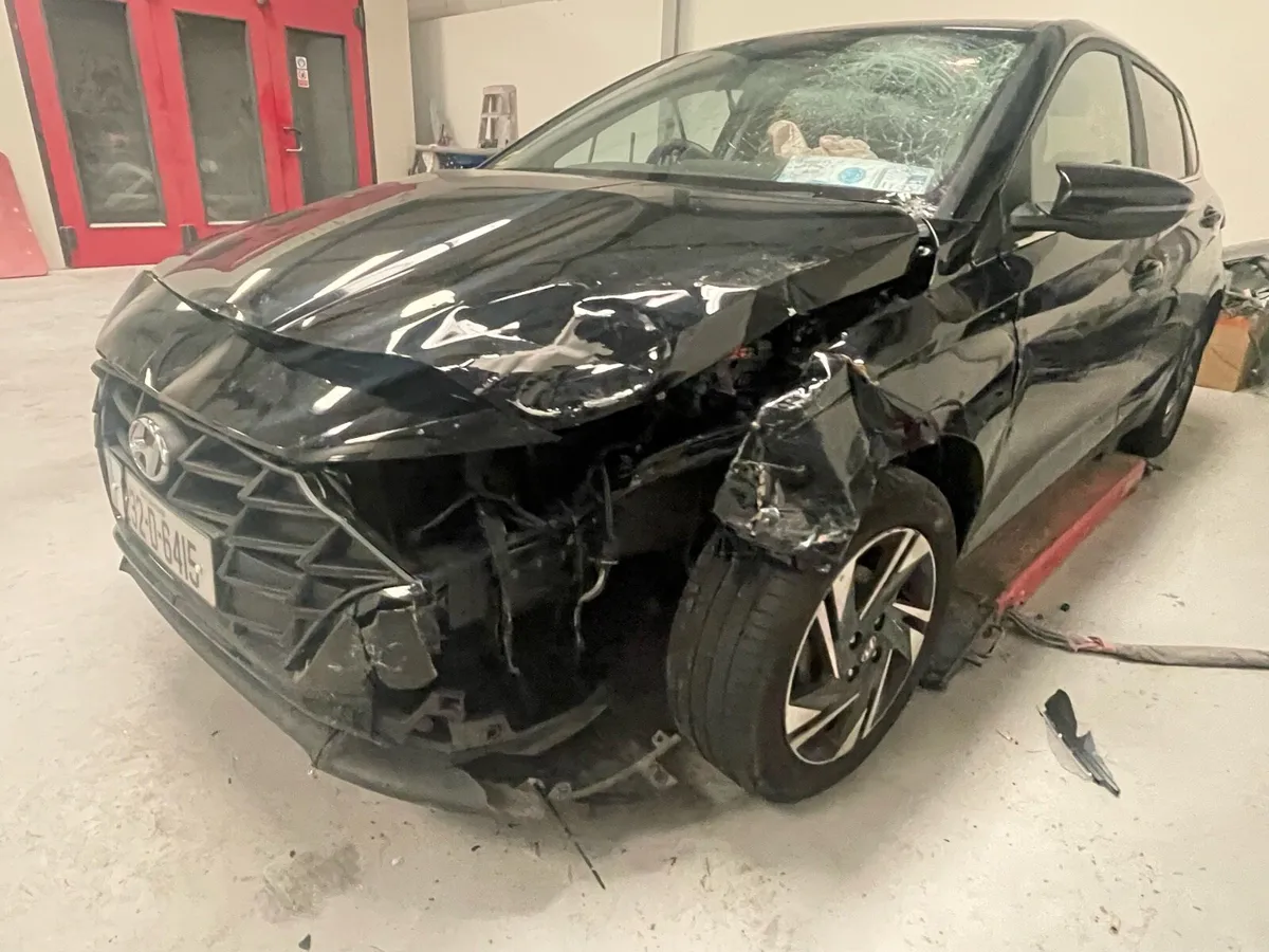2023 Hyundai I20.  No chassis or steering damage - Image 3