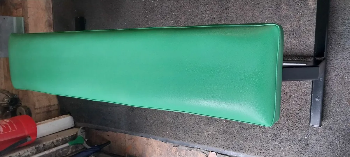 Bench - Image 3