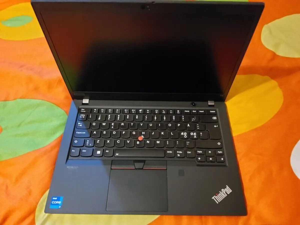 laptop - Image 3