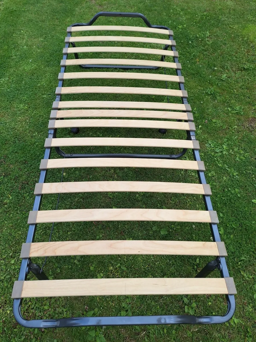 Fold up bed/ camping bed - Image 3