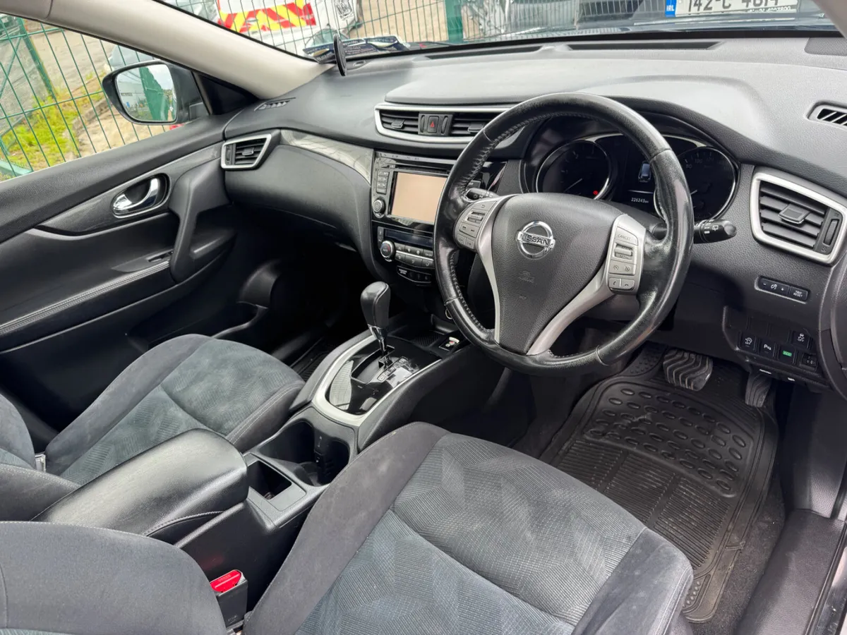 Nissan X-Trail 2016 SV Automatic - Image 4