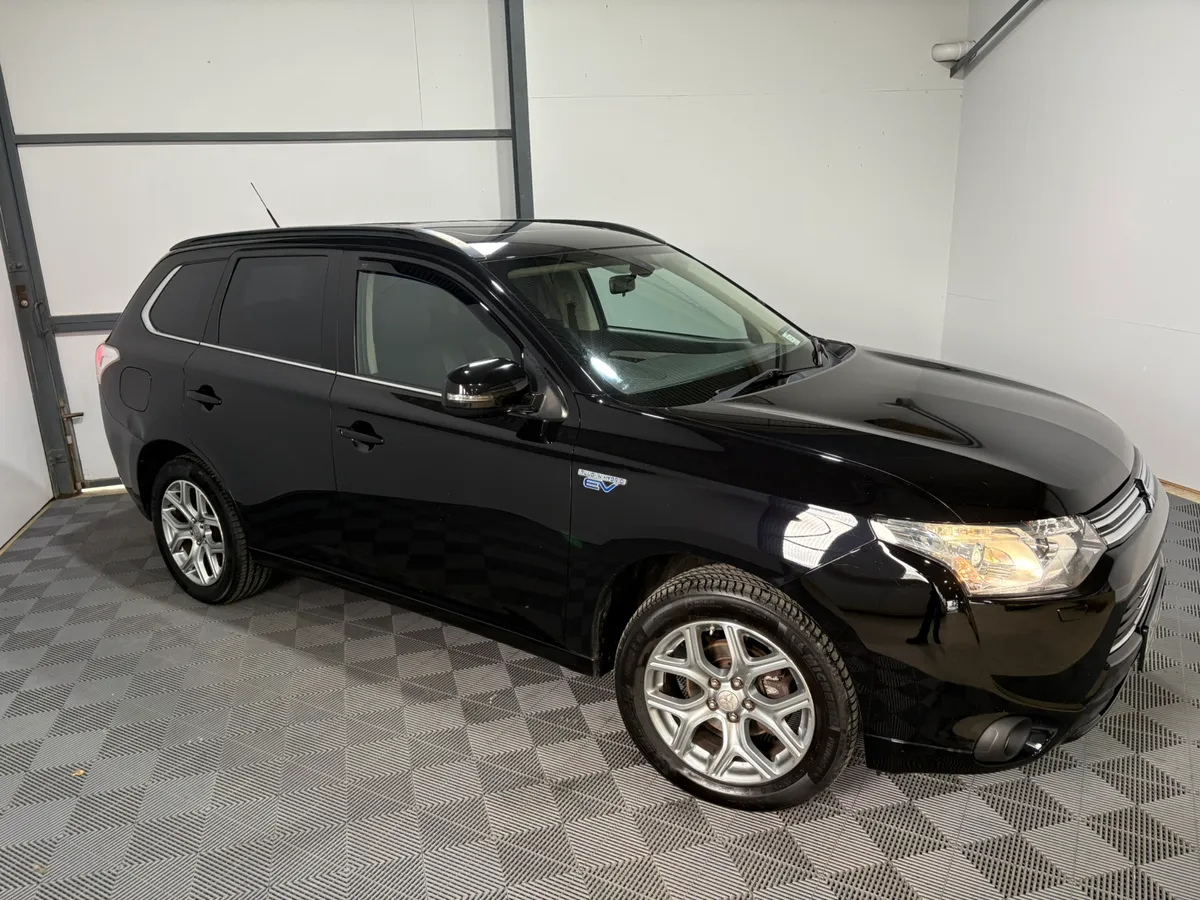 Mitsubishi Outlander Plug In Hybrid 4WD 160 Bhp - Image 2