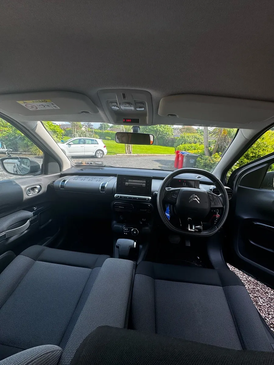 Citroen C4 Cactus 2017 - Automatic Transmission - Image 4