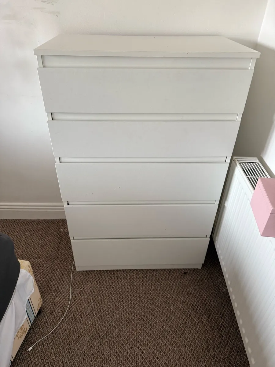 White Chester drawers