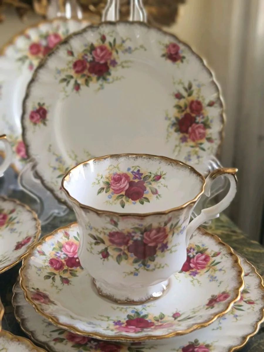 Queen Anne 1950s teaset - Image 2