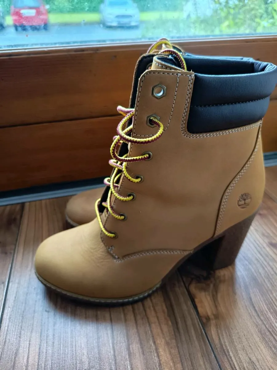 Women Boots Timberland - Image 3