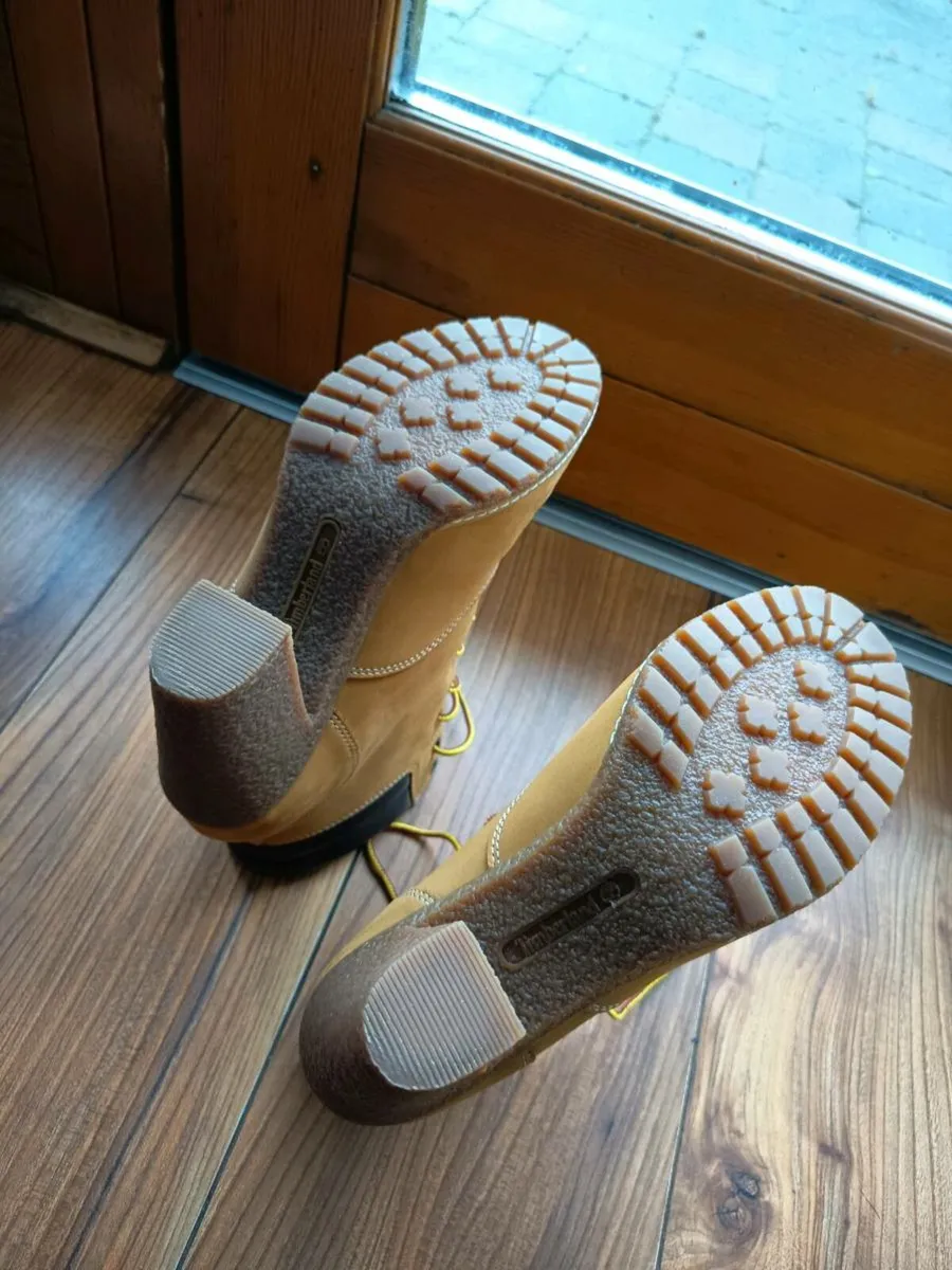 Women Boots Timberland - Image 4