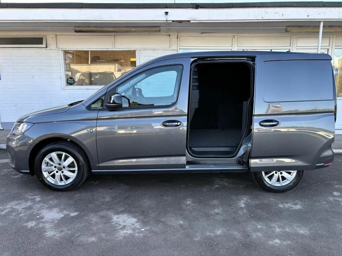 Volkswagen Caddy 2022 - Image 1