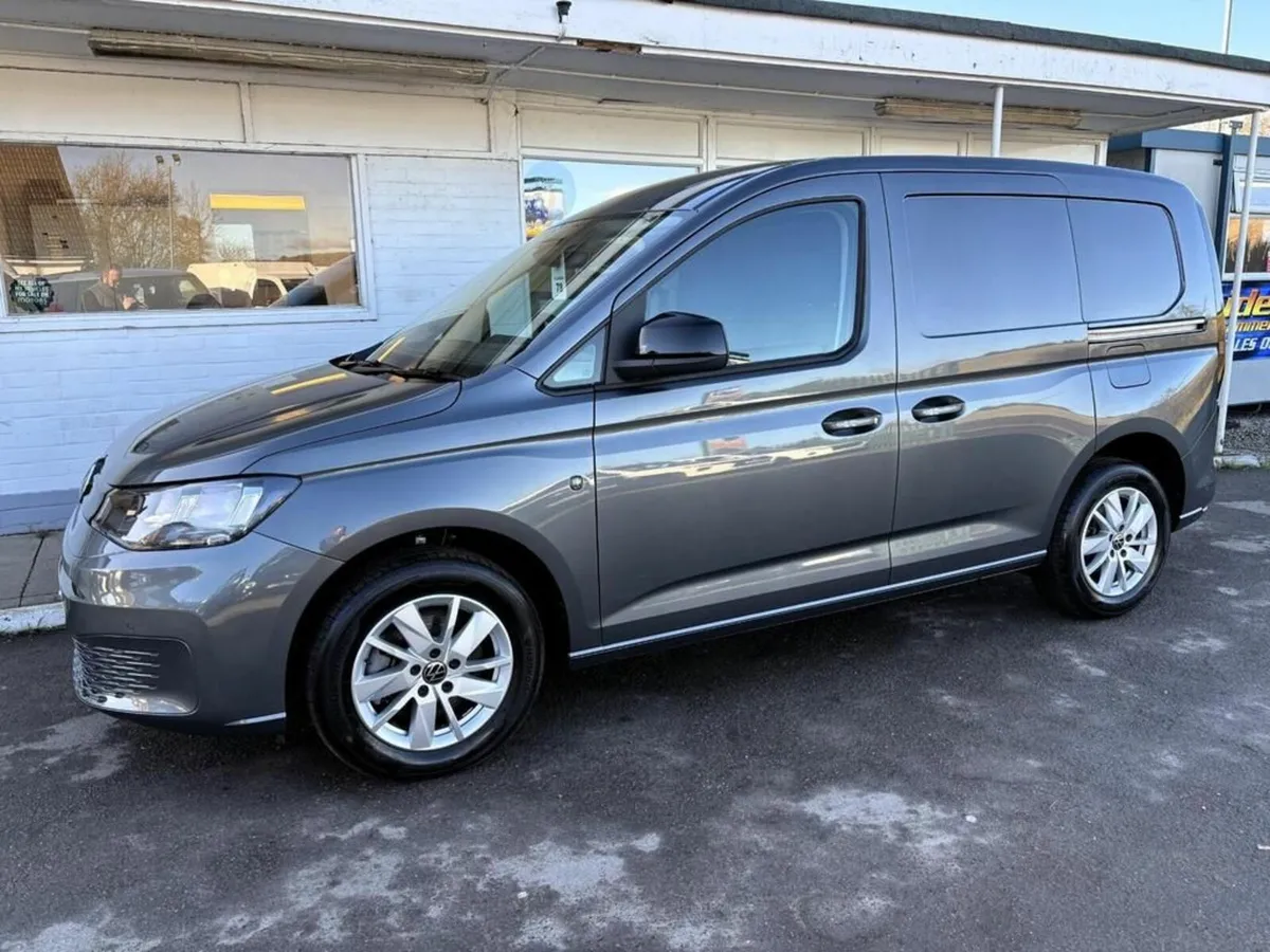 Volkswagen Caddy 2022 - Image 2