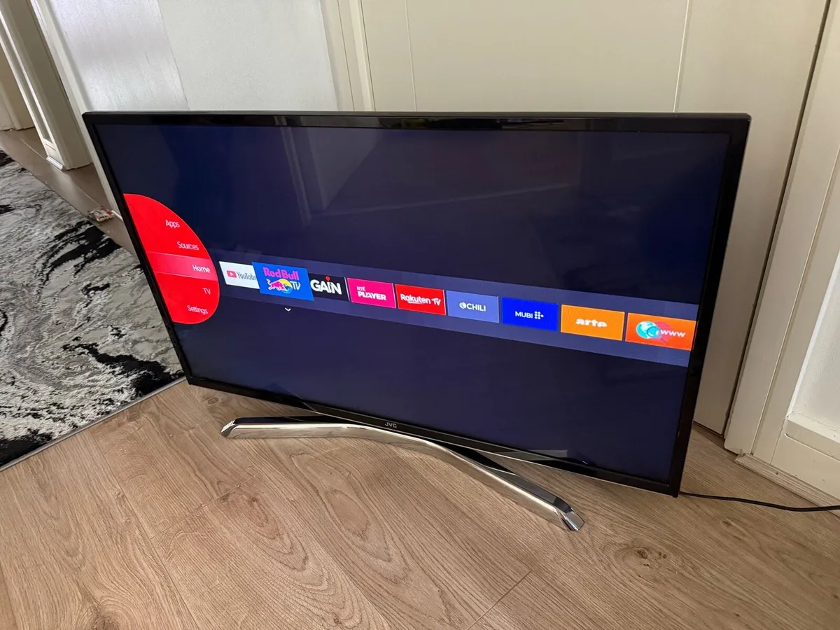 JVC tv 39” - Image 1