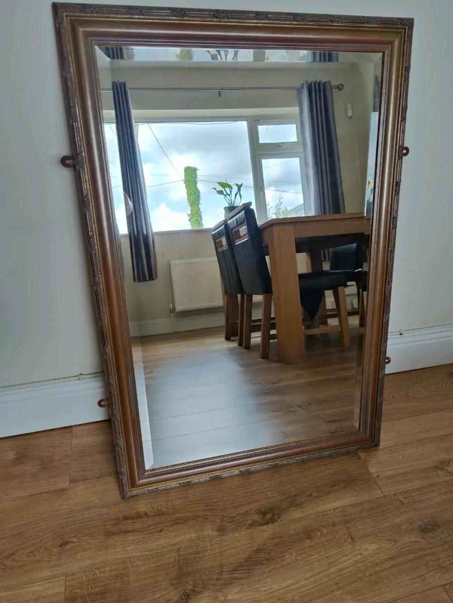 Mirror - Image 1