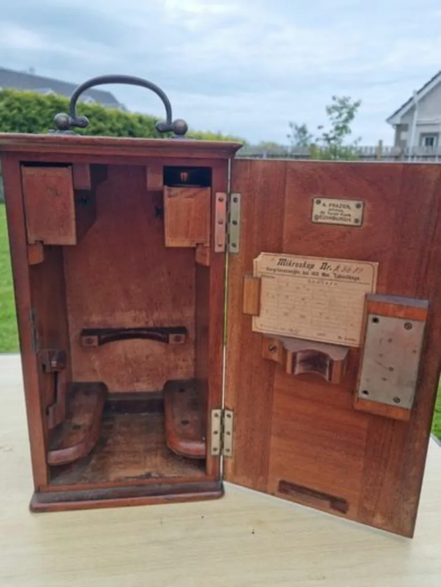 Wooden original microscope box Ernst Leitz 1892 - Image 1