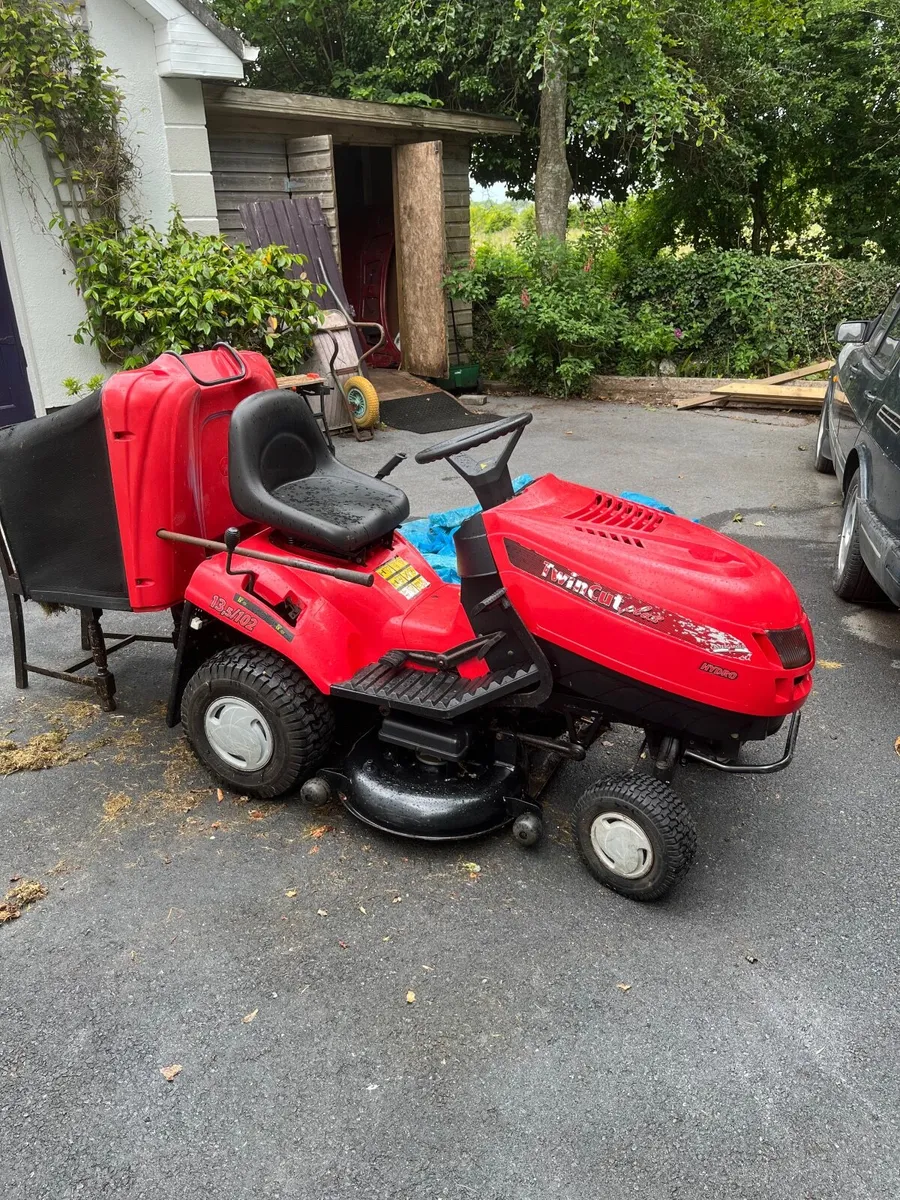 Ride on lawnmower - Image 3
