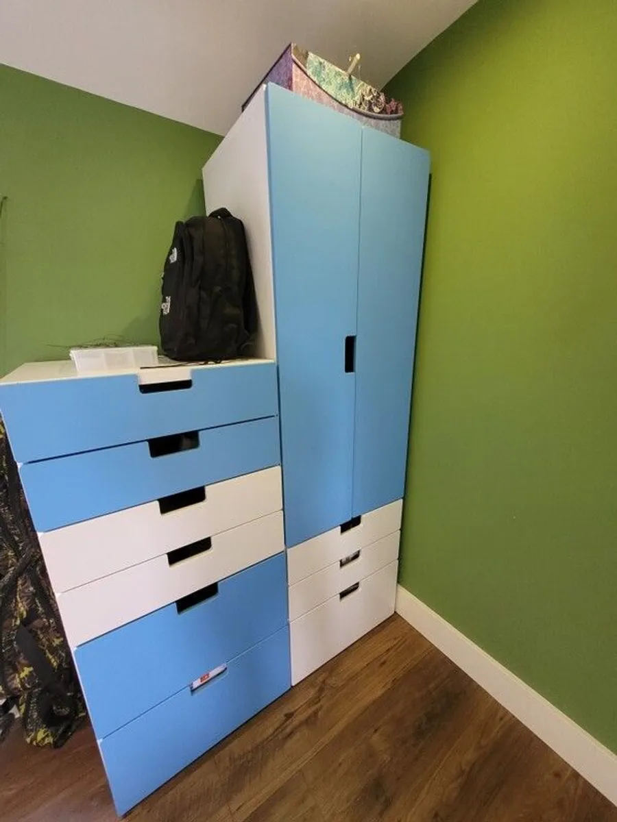 Kids furniture & storage (sold as 1 lit preferably) - Image 3