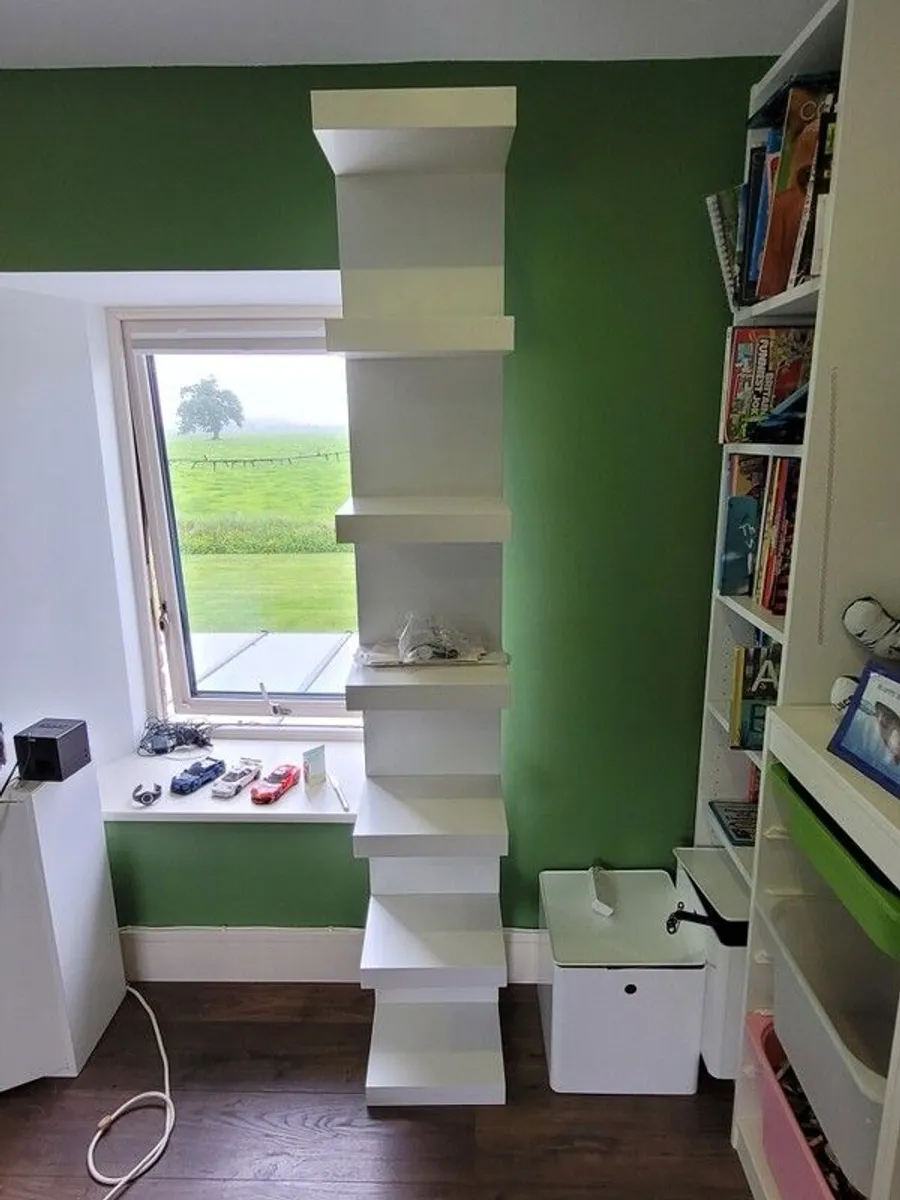Kids furniture & storage (sold as 1 lit preferably) - Image 4