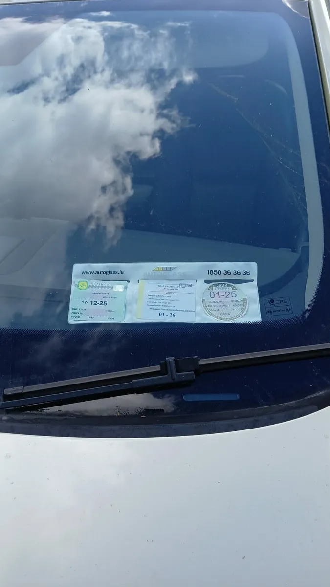 Volvo s40 2.4 l (Automatic) - Image 2