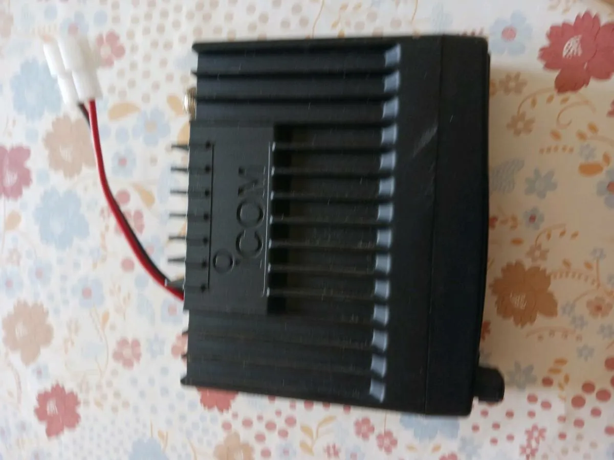 Icom two way radio and Motorola - Image 2