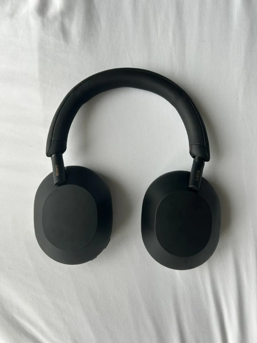 Sony xm5, Headphones - Image 3