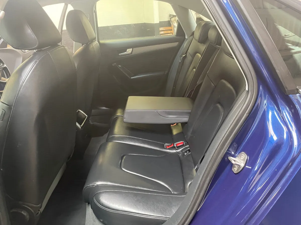 142 Audi A 4 -2 litre TDI -Manual - Image 4