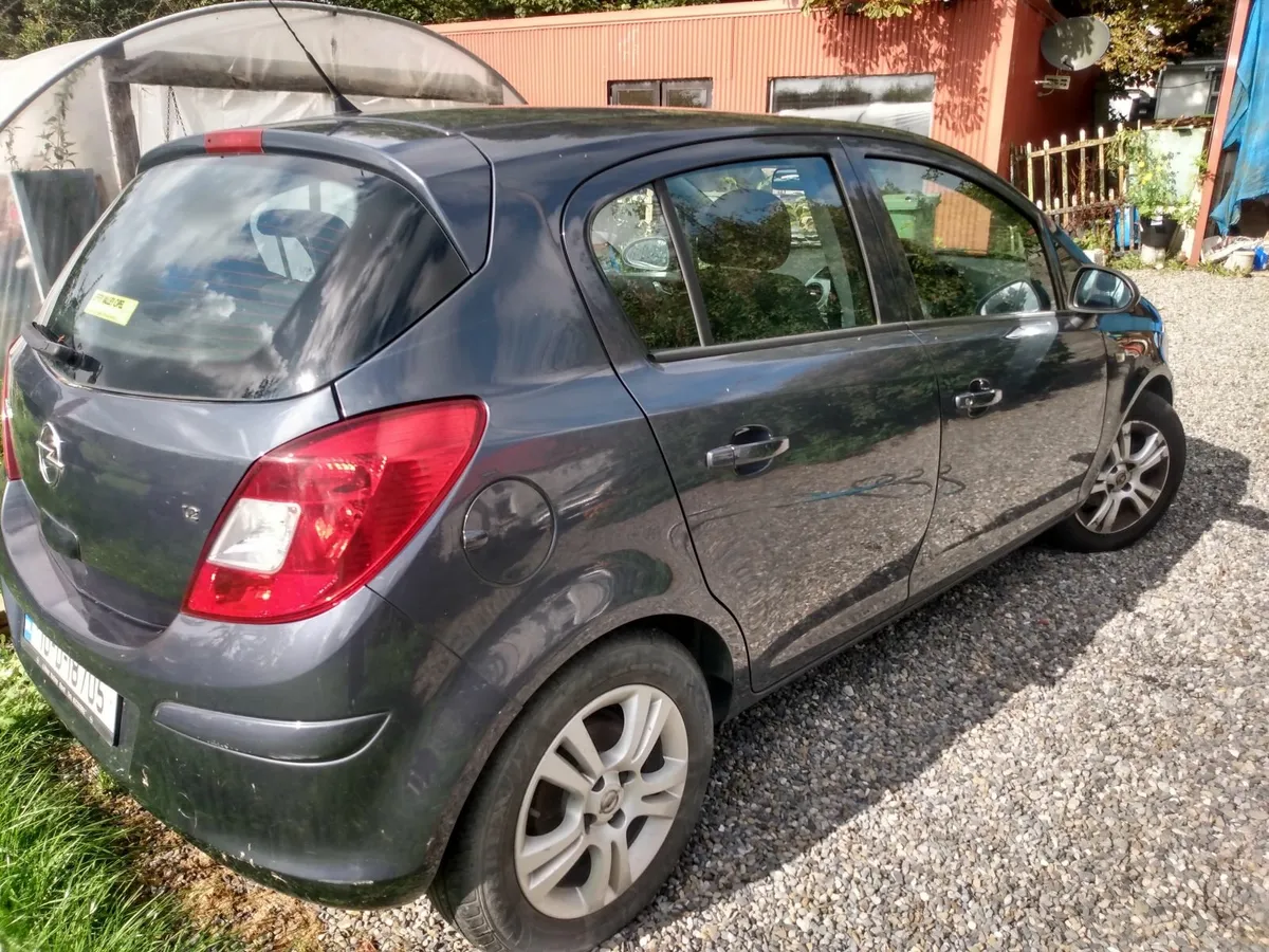 Opel Corsa 2010 - Image 2