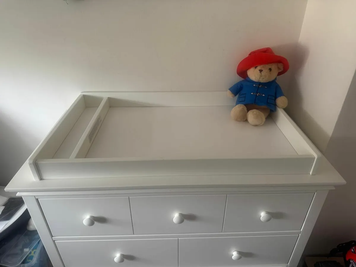 Mamas and Papas Dresser & Baby Changing Unit - Image 4