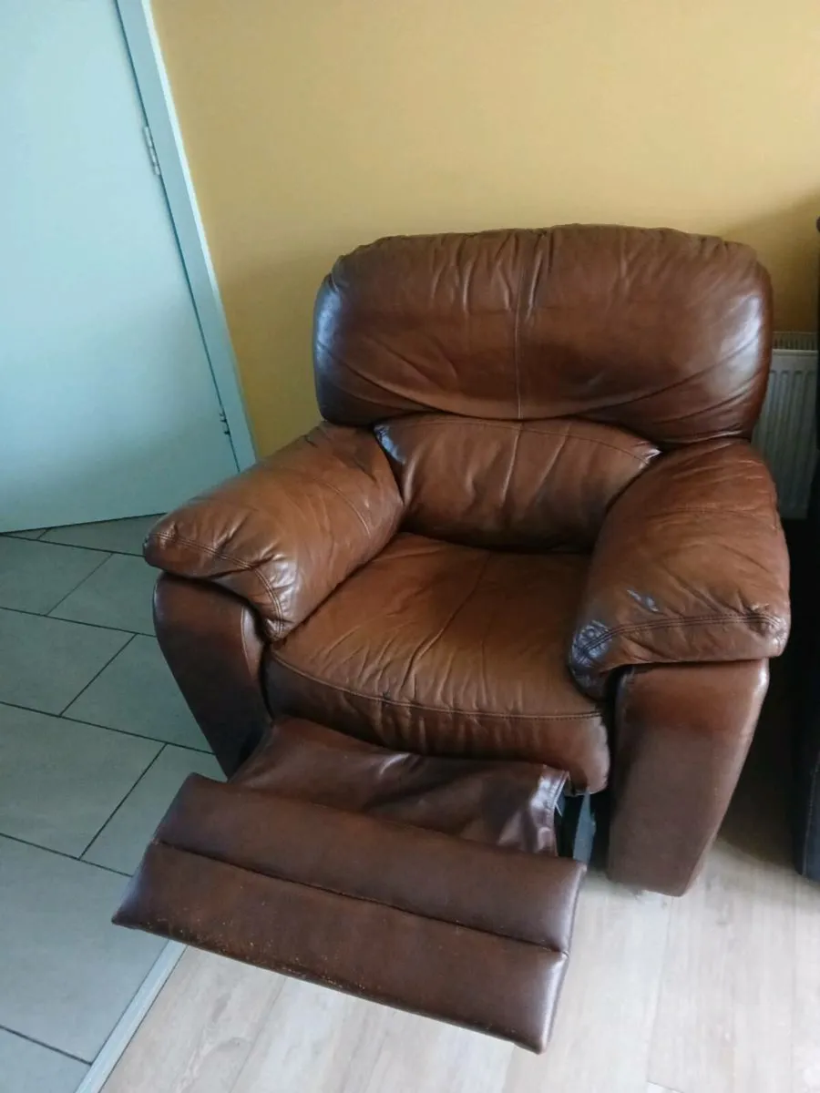 Recliner armchair - Image 1