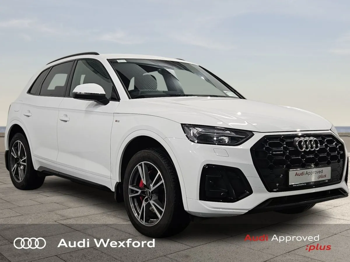 Audi Q5 S-line 50tfsie 299HP Quattro ST - Black E - Image 1
