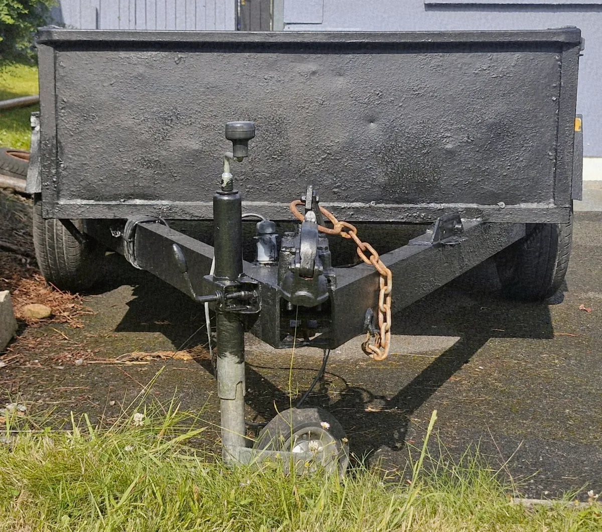 Twin axel trailer - Image 1