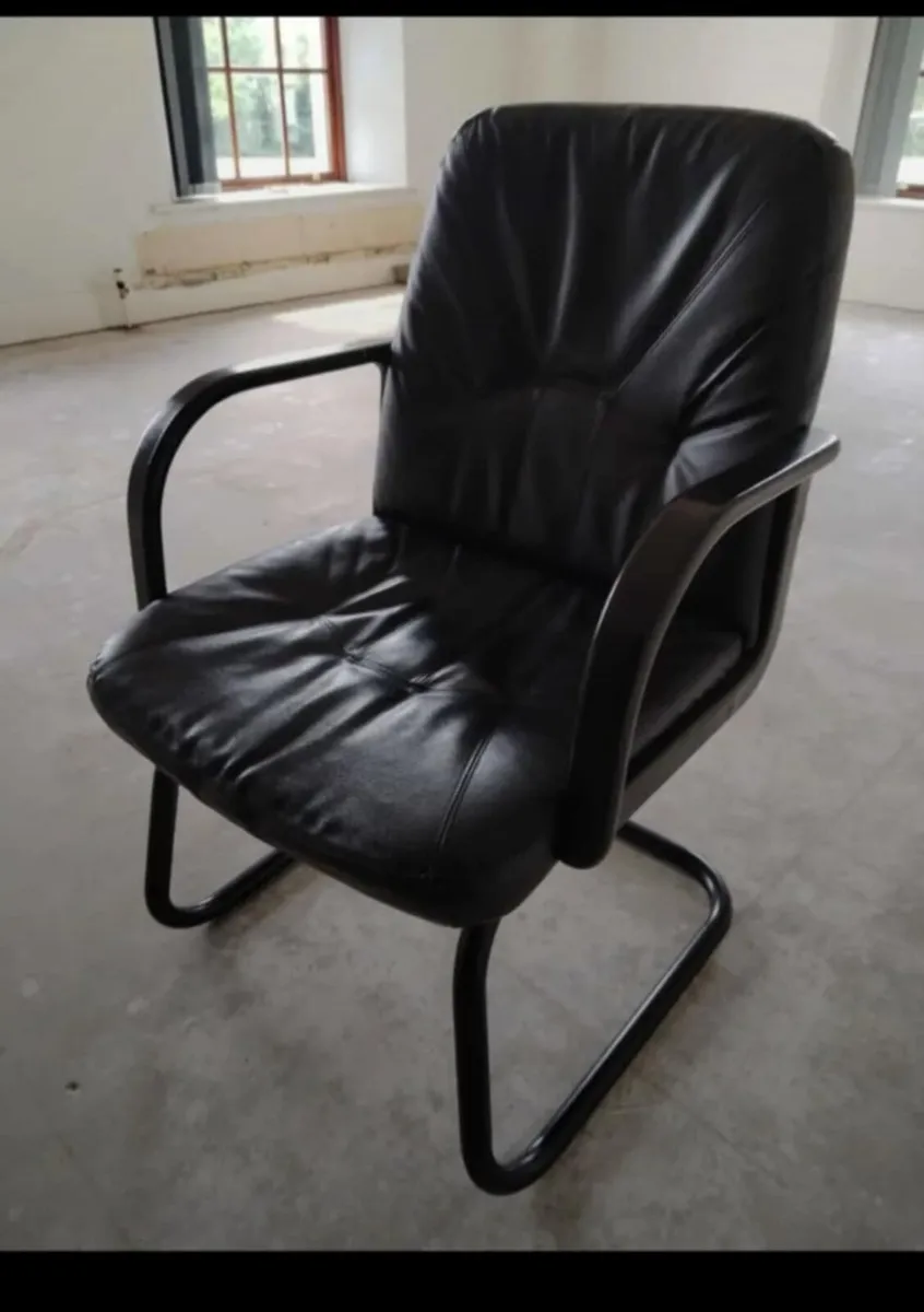 Leather chairs - Image 2