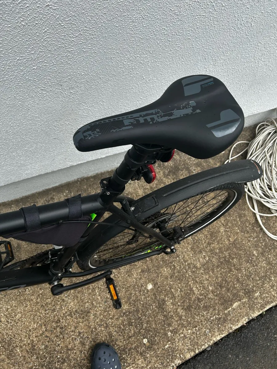 Carrera hybrid bike - Image 3