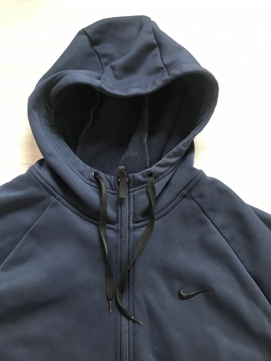 Mens Nike tracksuit - Image 2